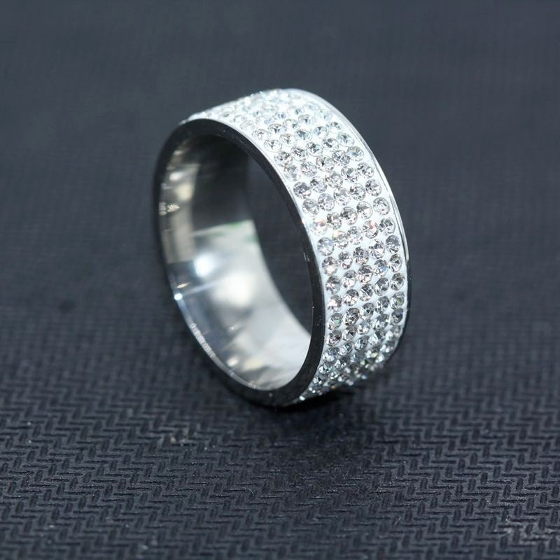 Round Inlaid White Zircon Ring